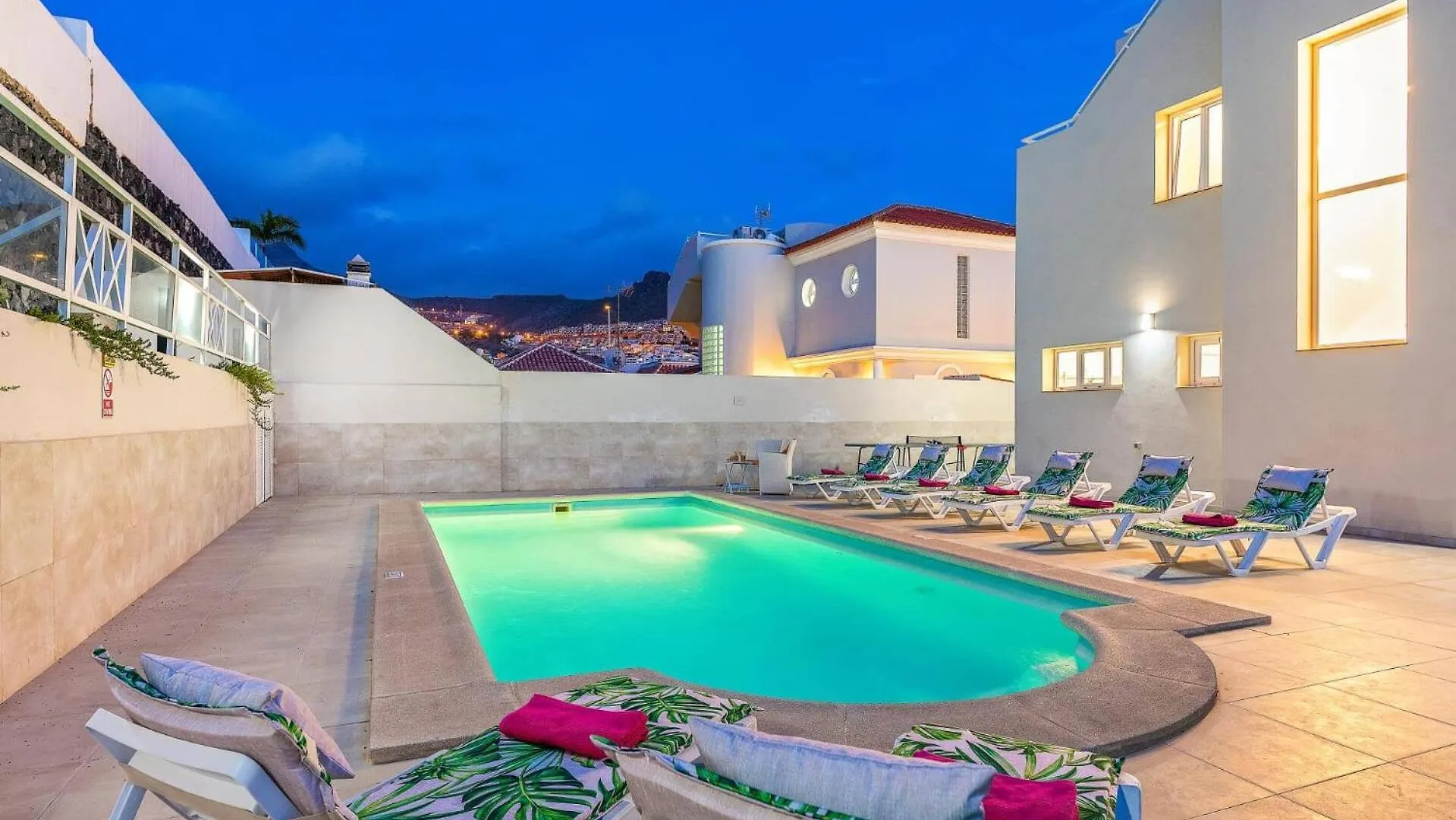 Villa Alegria By Villa Plus Costa Adeje  Spanien